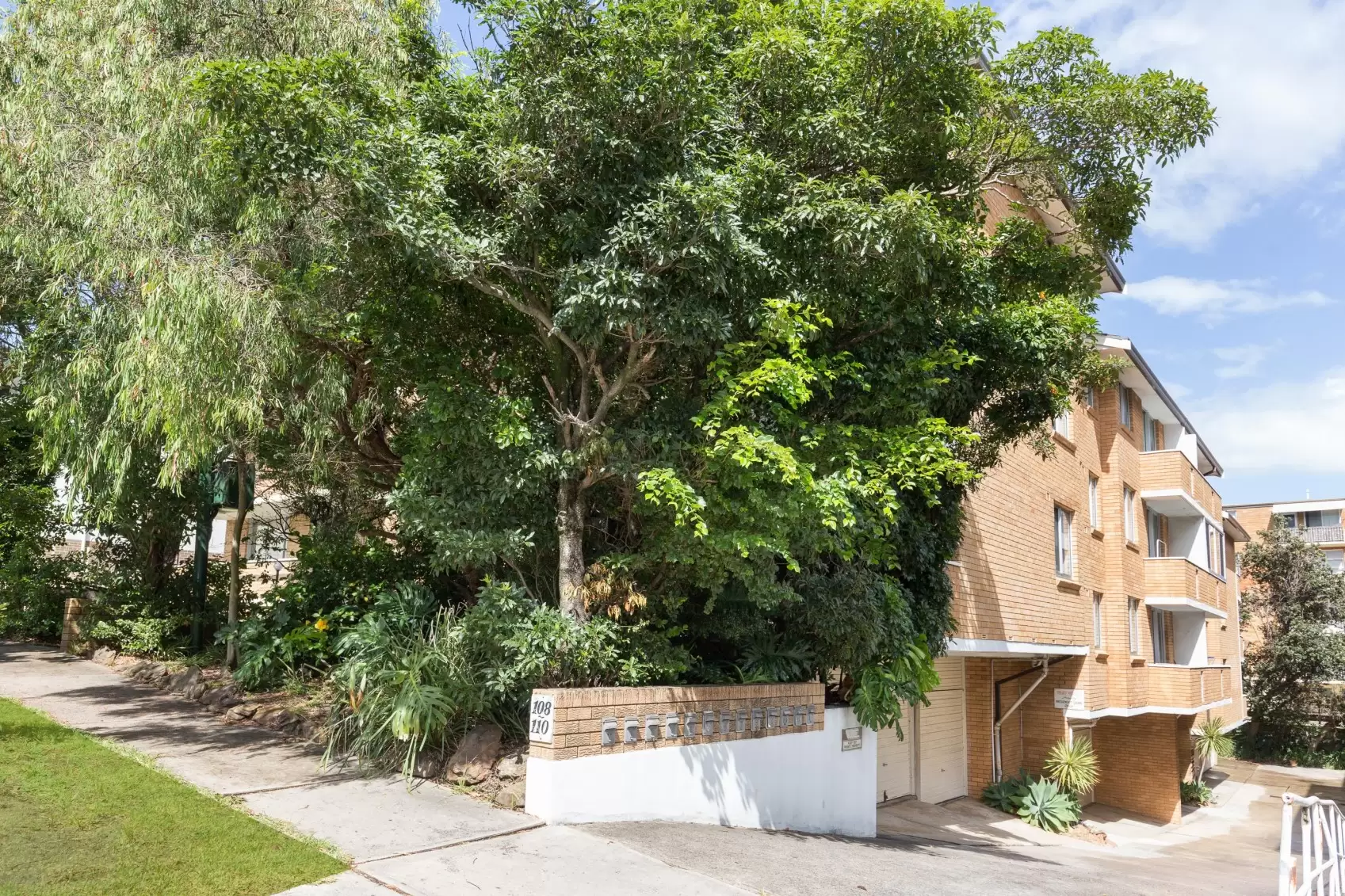 9/108-110 Mount Street, Coogee Leased by Ballard Property - image 5