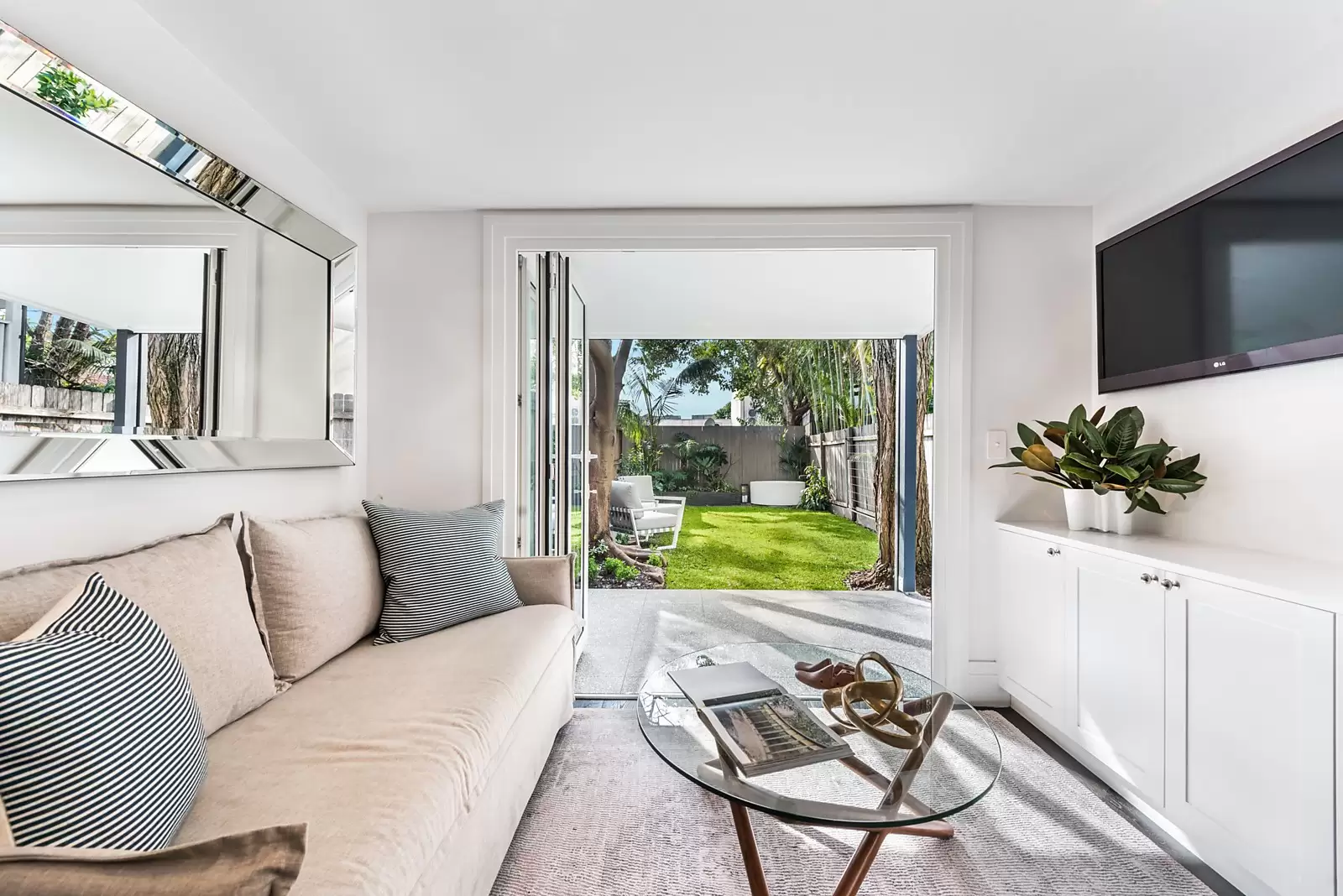 89 Frederick Street, St Peters Sold by Ballard Property - image 3