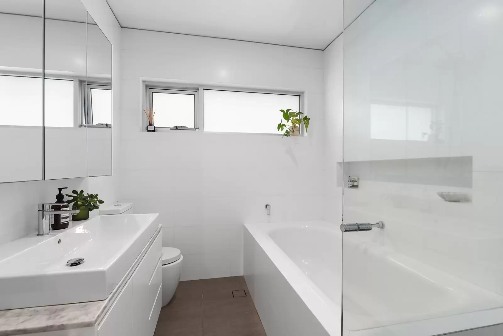 18 Walenore Avenue, Kingsford Sold by Ballard Property - image 17