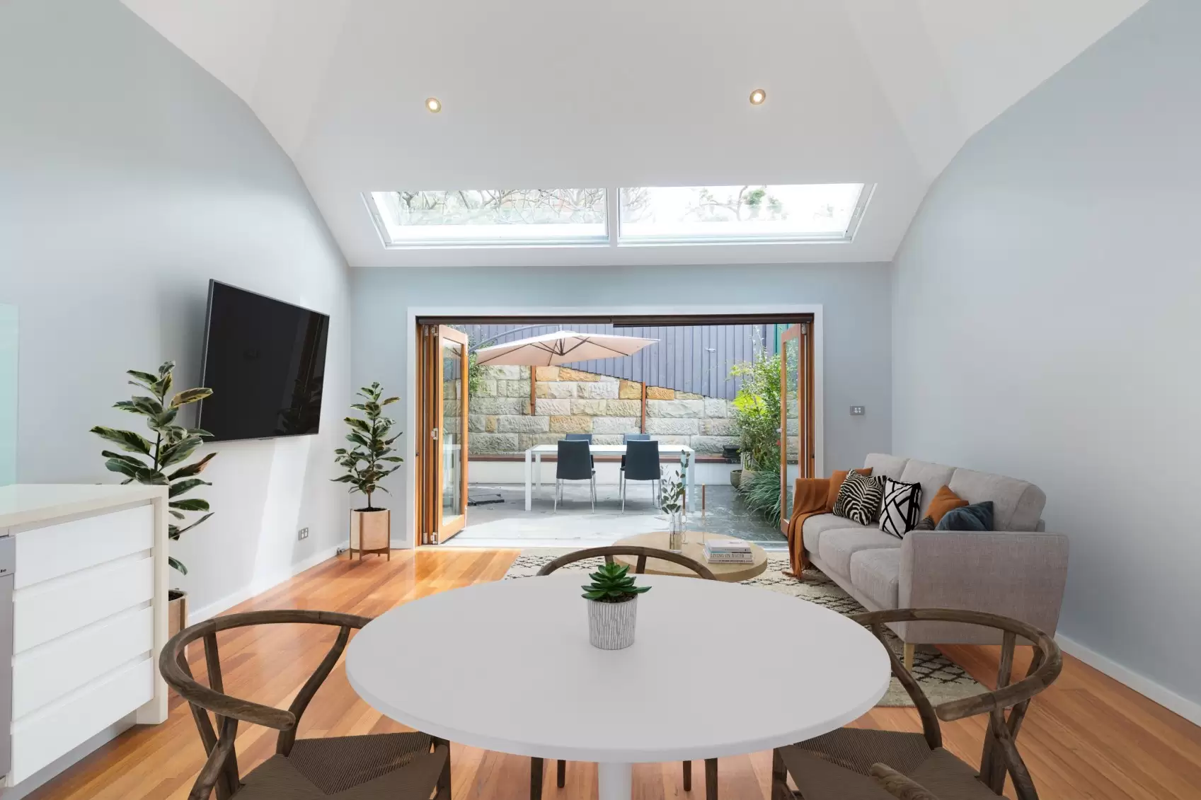 11 Imperial Avenue, Bondi Leased by Ballard Property - image 1