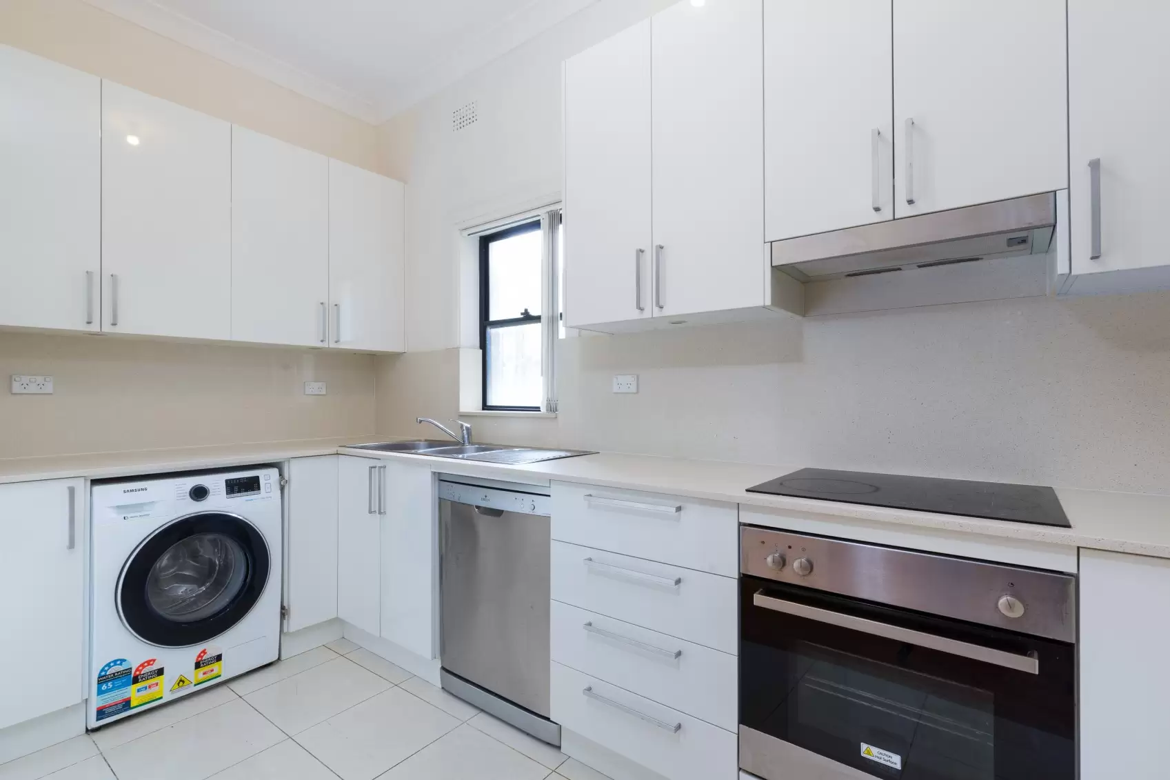 4/162 Bondi Road, Bondi Leased by Ballard Property - image 2
