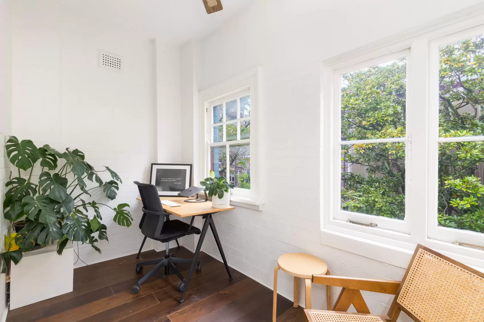 17/8B Hughes Street, Potts Point Leased by Ballard Property - image 2