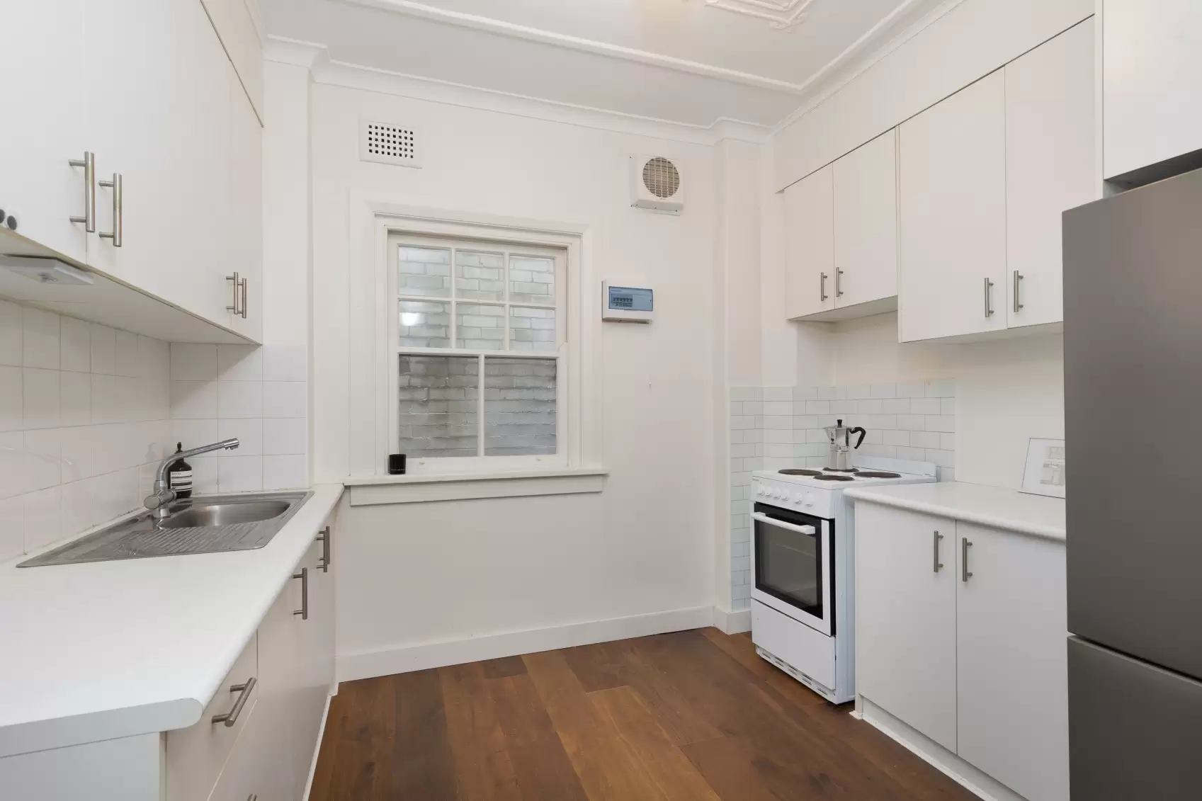 17/8B Hughes Street, Potts Point Leased by Ballard Property - image 4