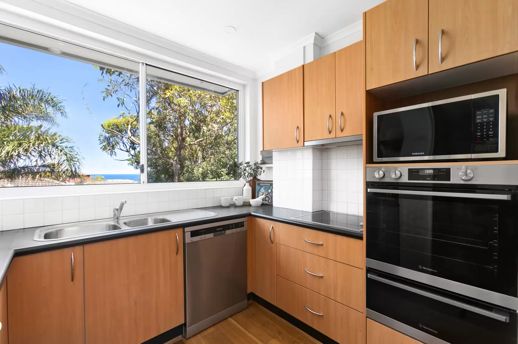28/745-747 Old South Head Road, Vaucluse Leased by Ballard Property - image 4