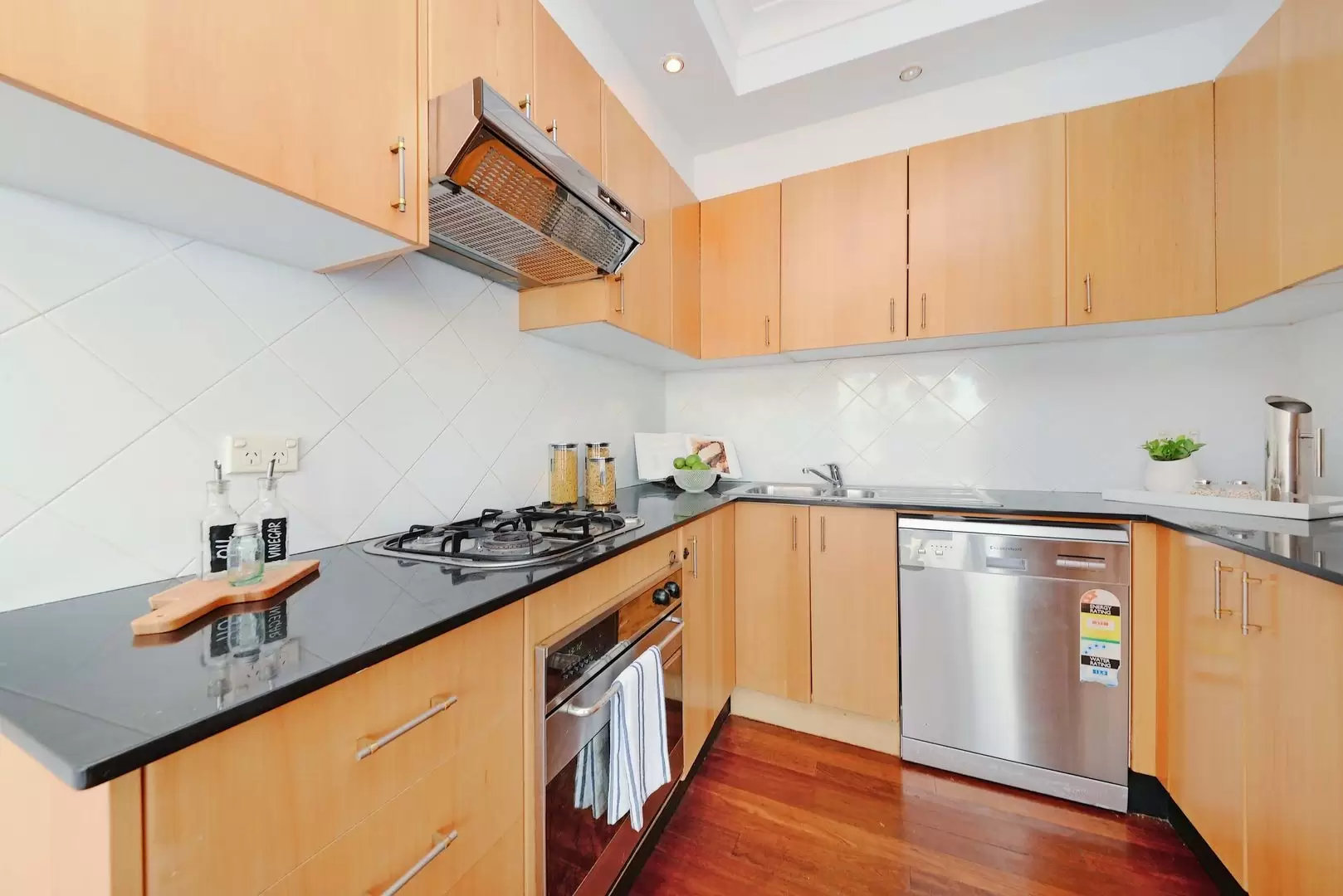 11/1030-1036 Anzac Parade, Maroubra Leased by Ballard Property - image 4