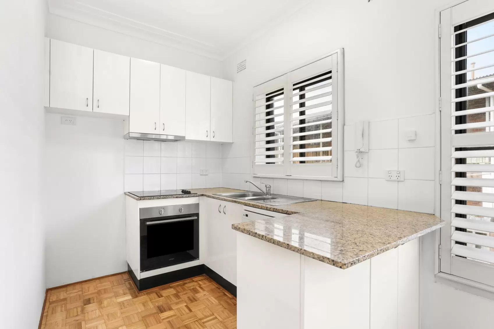 6/40 Bond Street, Maroubra Leased by Ballard Property - image 2