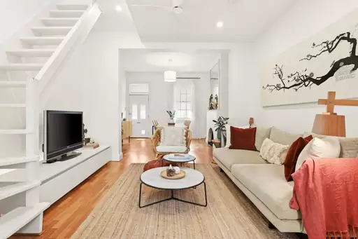 19 Francis Street, Darlinghurst Leased by Ballard Property
