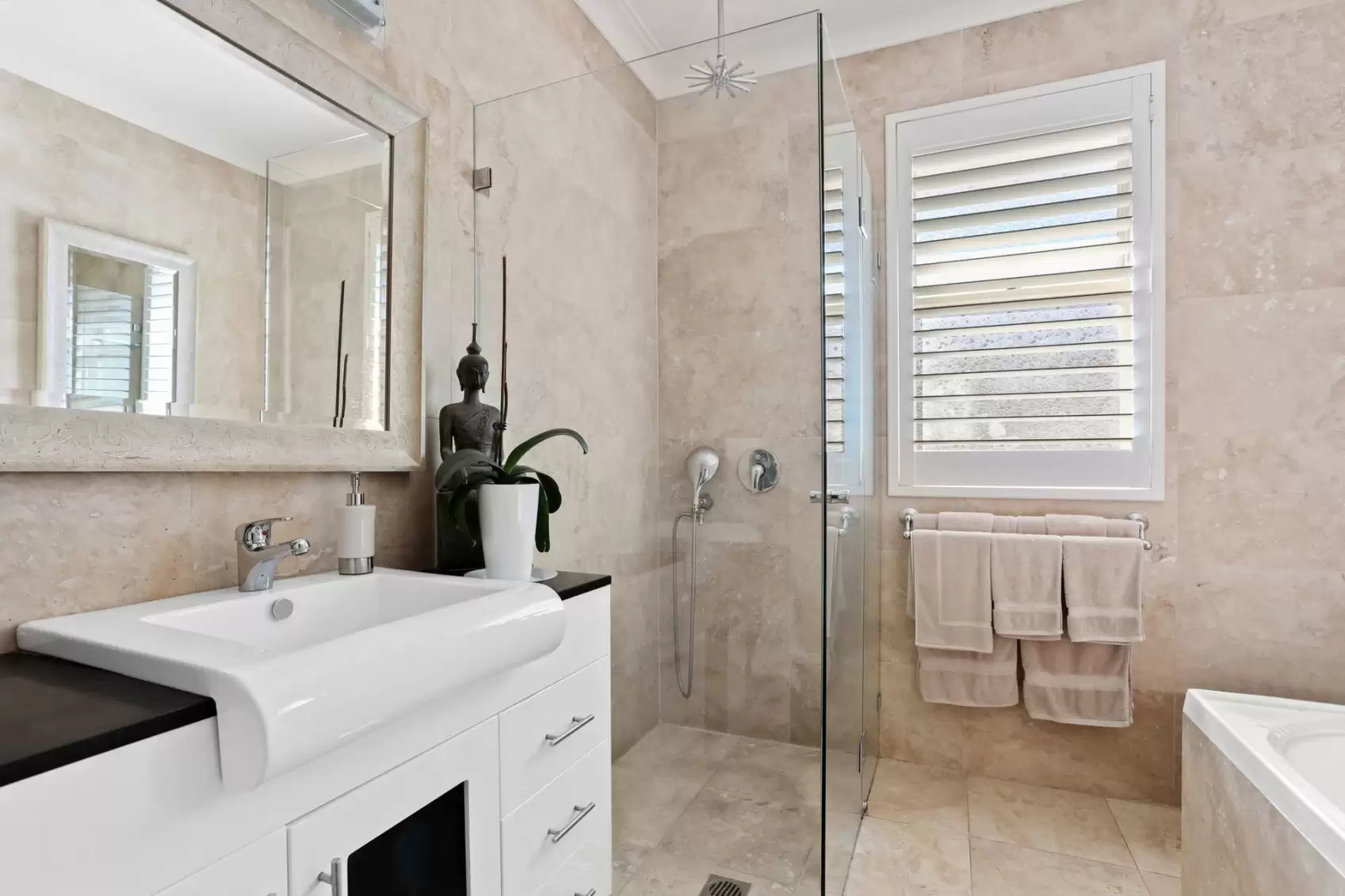 34A Carlton Crescent, Kogarah Bay Leased by Ballard Property - image 5