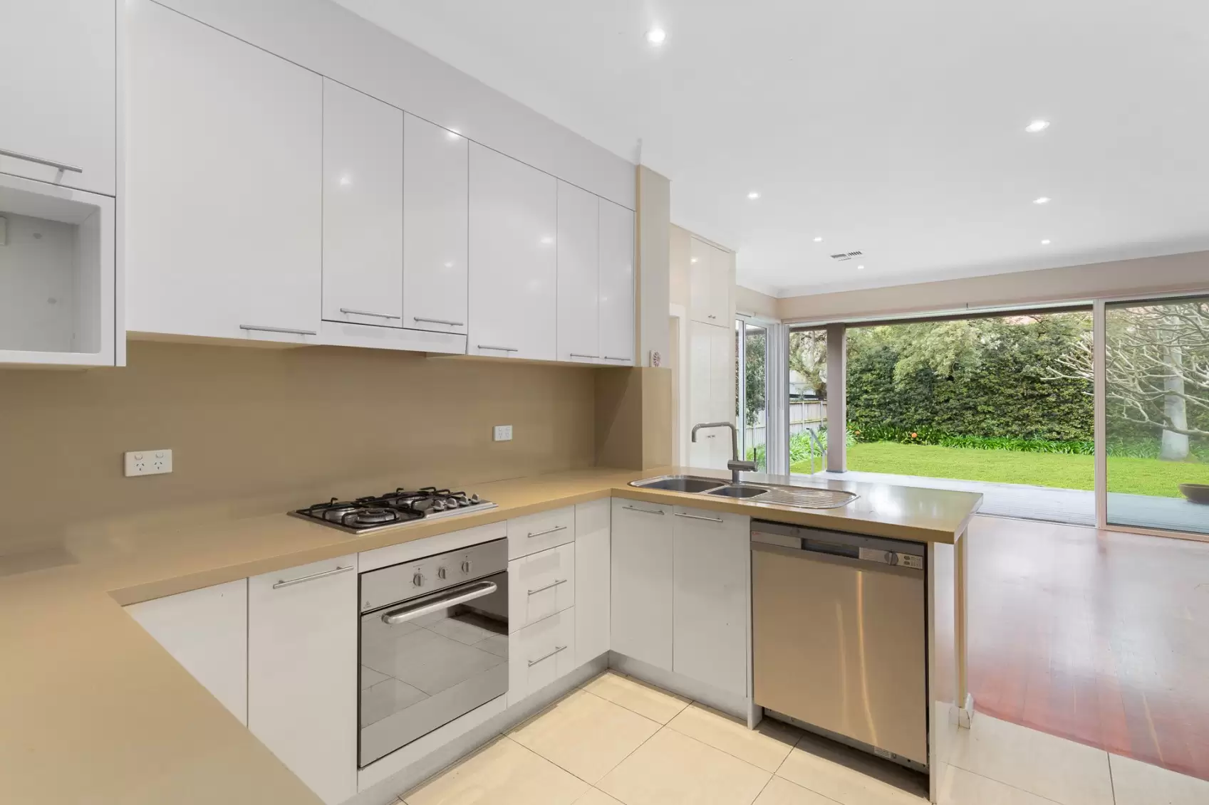 26 Salisbury Road, Rose Bay Leased by Ballard Property - image 5