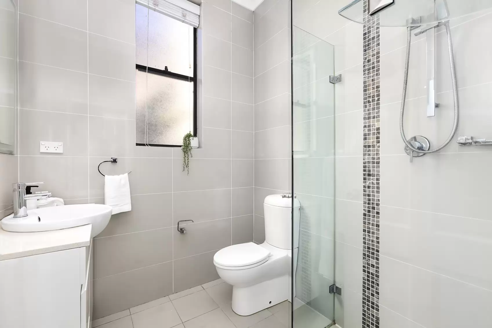 7/162 Bondi Road, Bondi Leased by Ballard Property - image 5