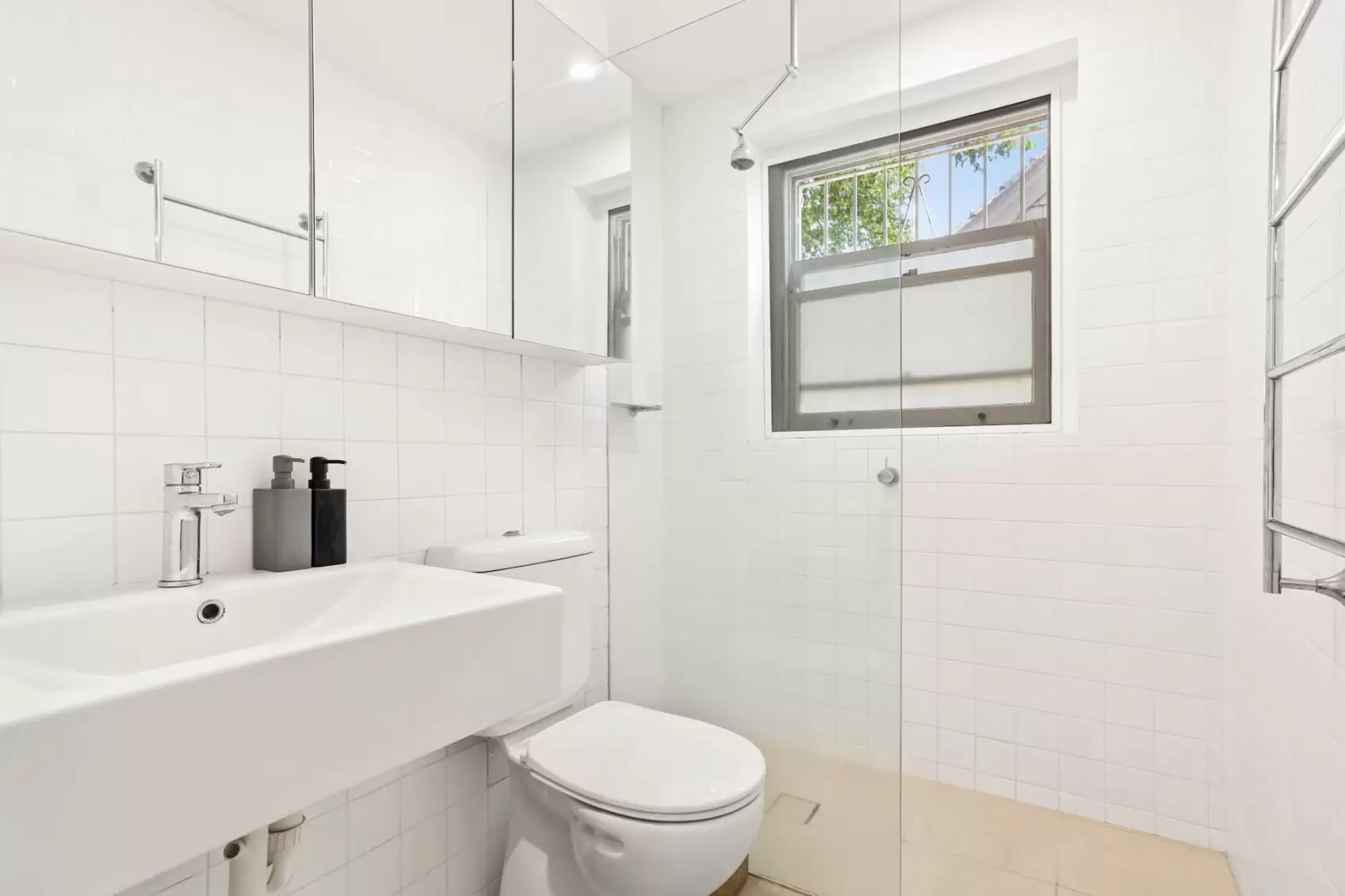 1/330 Edgecliff Road, Woollahra Leased by Ballard Property - image 5