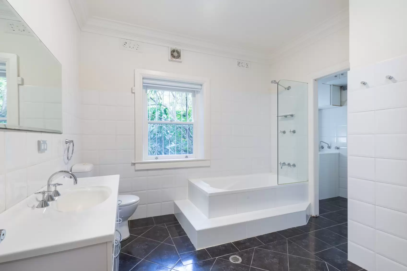 1/84 Drumalbyn Road, Bellevue Hill Leased by Ballard Property - image 4