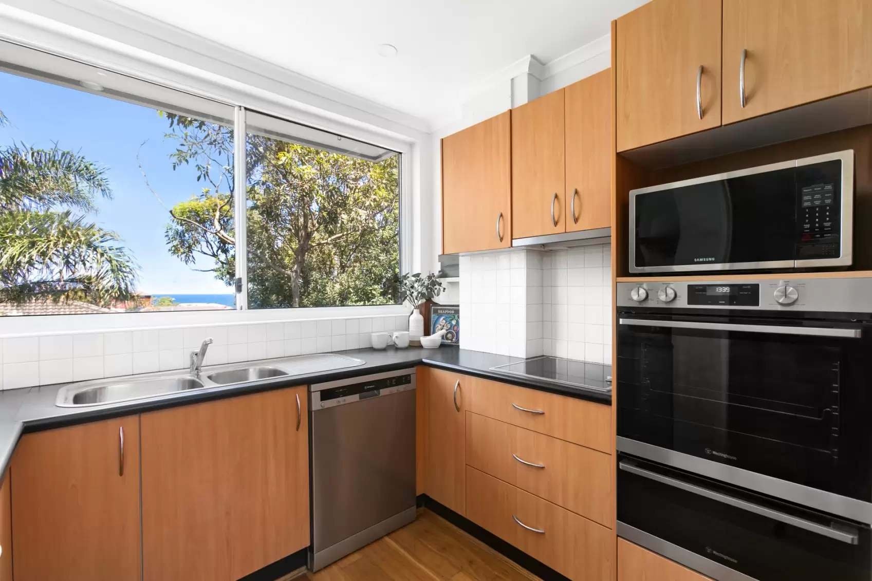 28/745-747 Old South Head Road, Vaucluse Leased by Ballard Property - image 4