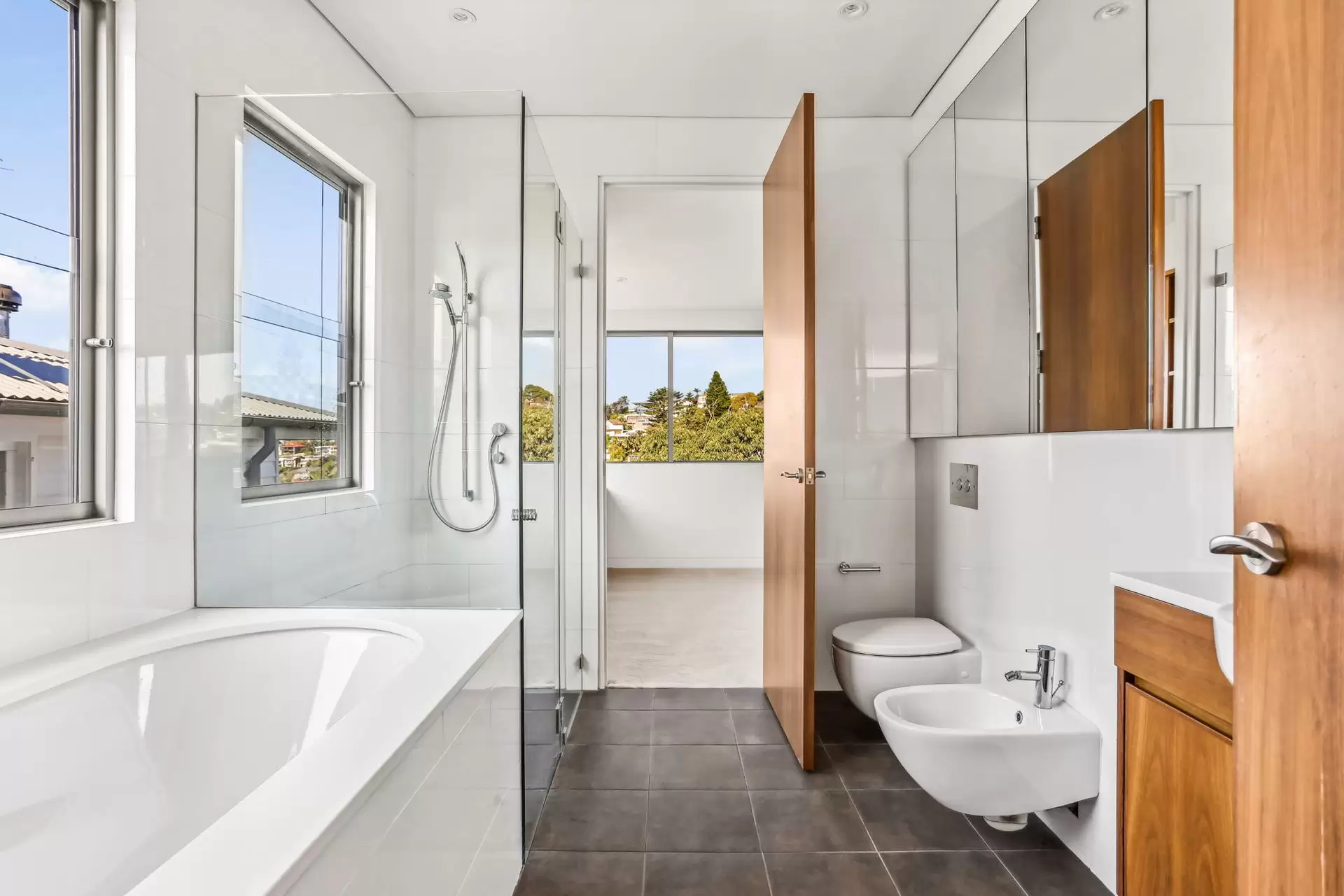 53 Hewlett Street, Bronte Leased by Ballard Property - image 5