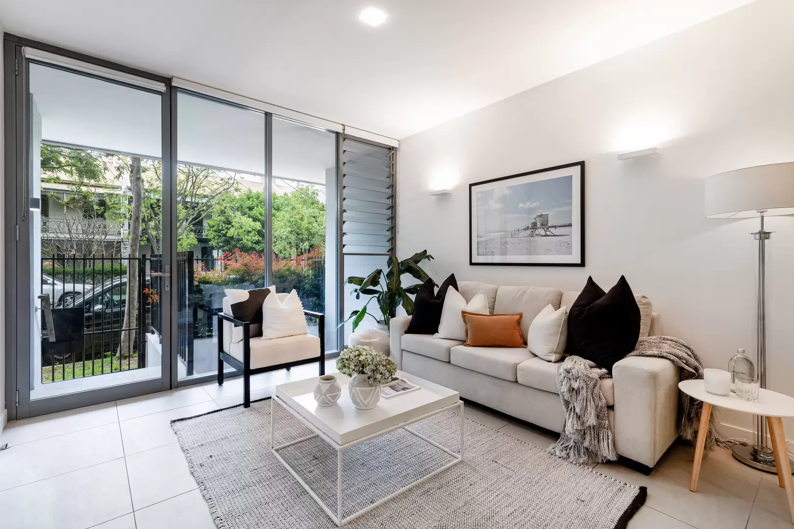 4/68 Sir John Young Crescent, Woolloomooloo Leased by Ballard Property - image 1