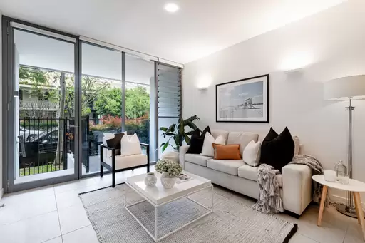 4/68 Sir John Young Crescent, Woolloomooloo Leased by Ballard Property