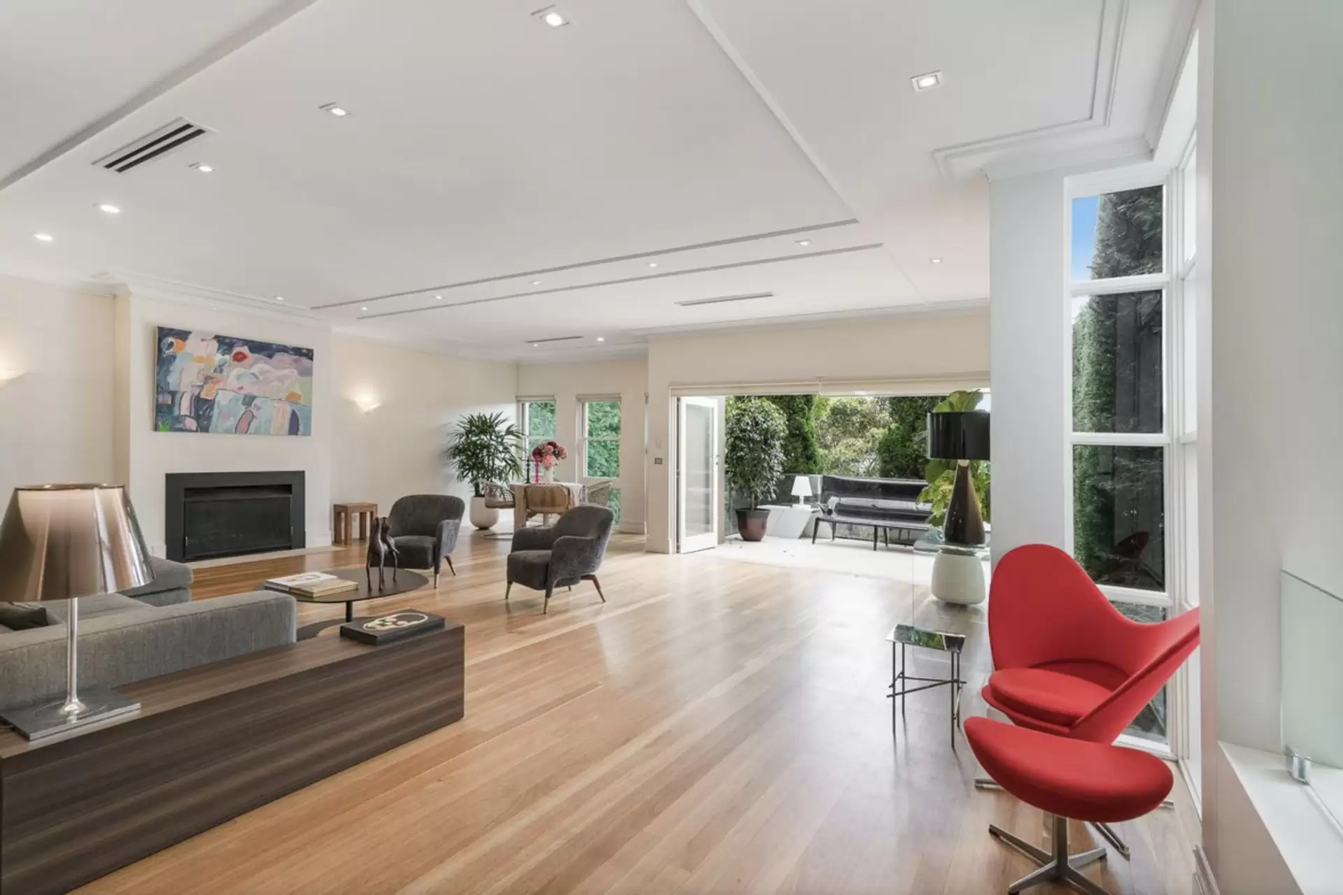 34 Roslyndale Avenue, Woollahra Leased by Ballard Property - image 1