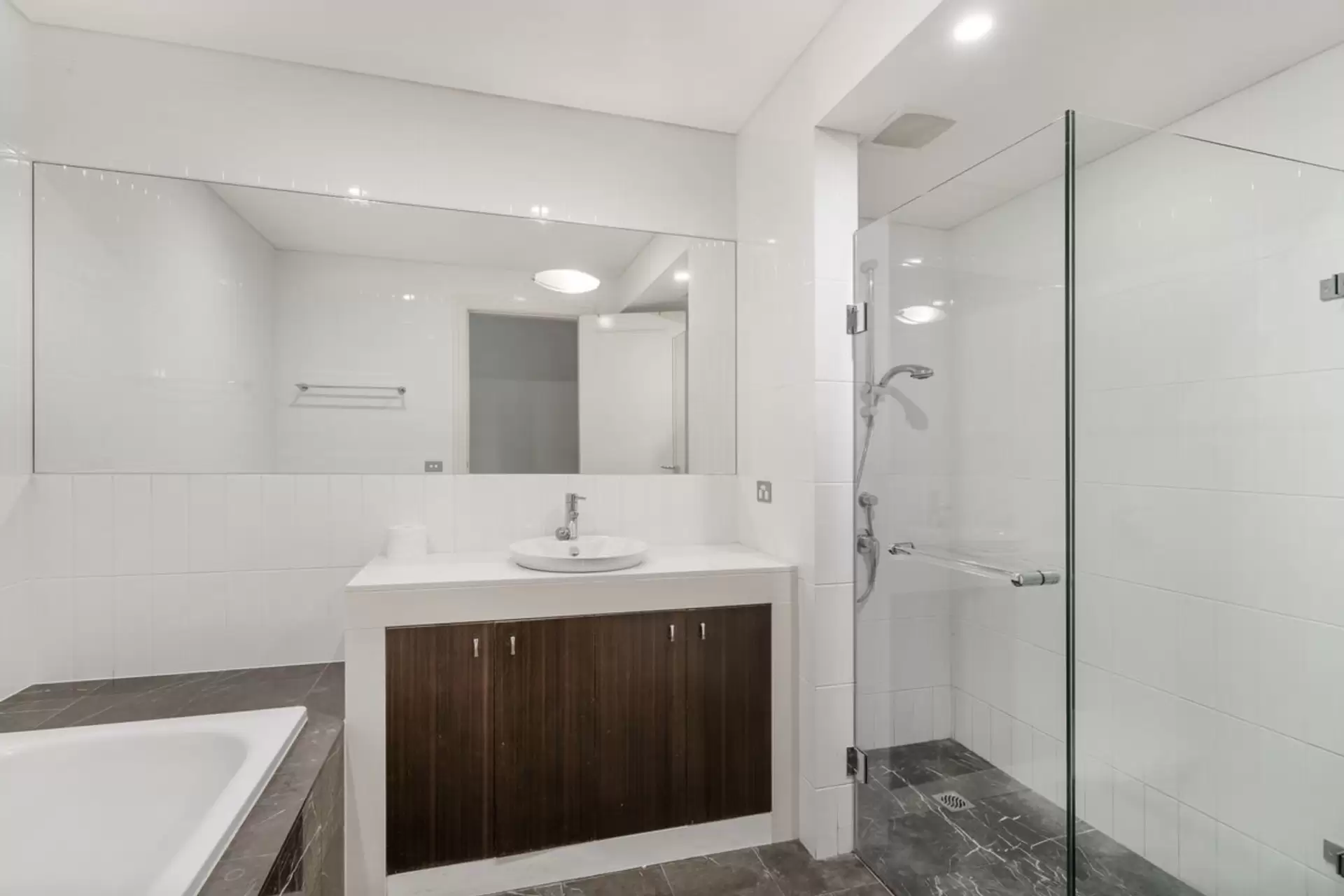 34 Roslyndale Avenue, Woollahra Leased by Ballard Property - image 12