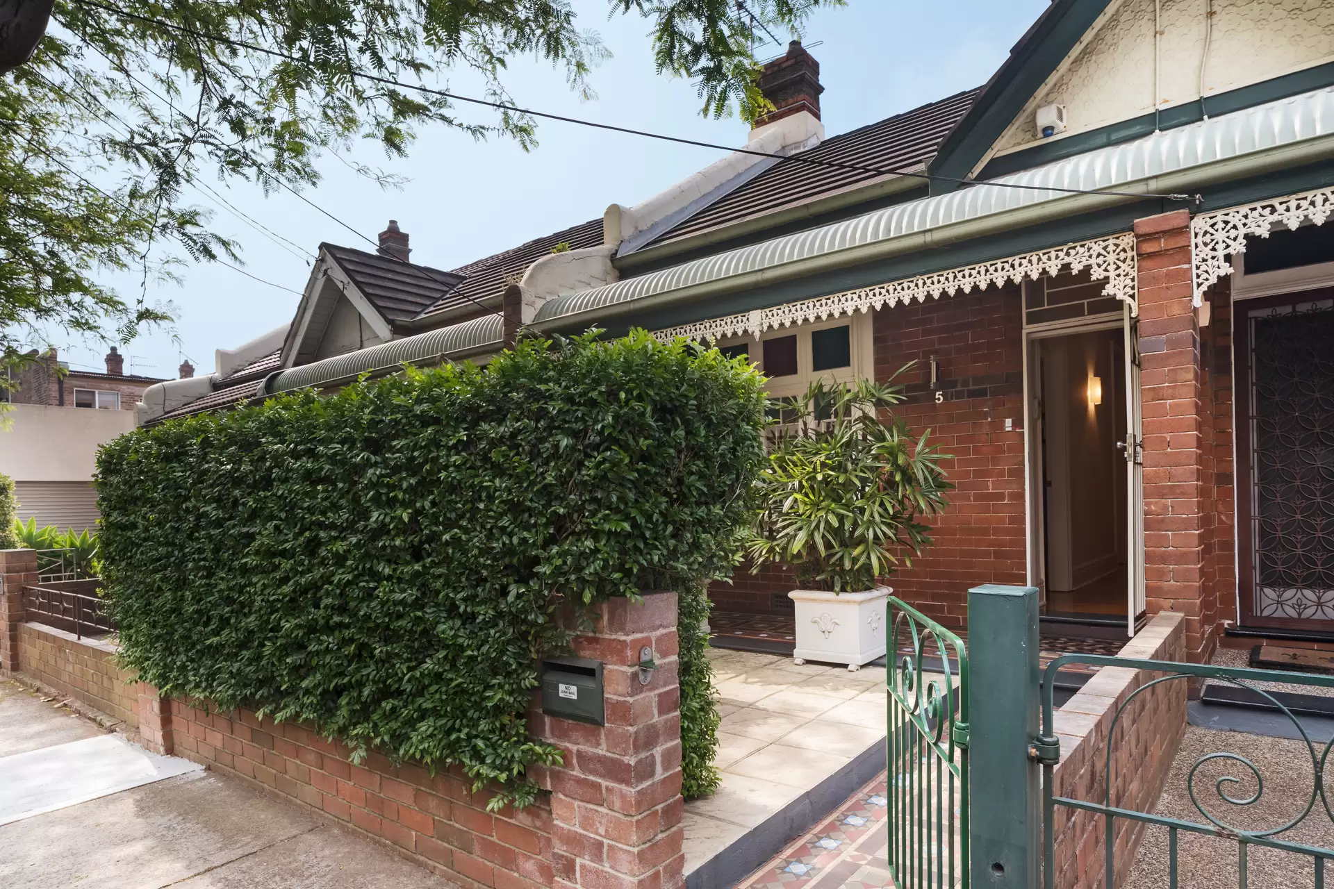 5 Darling Street, Kensington Leased by Ballard Property - image 11
