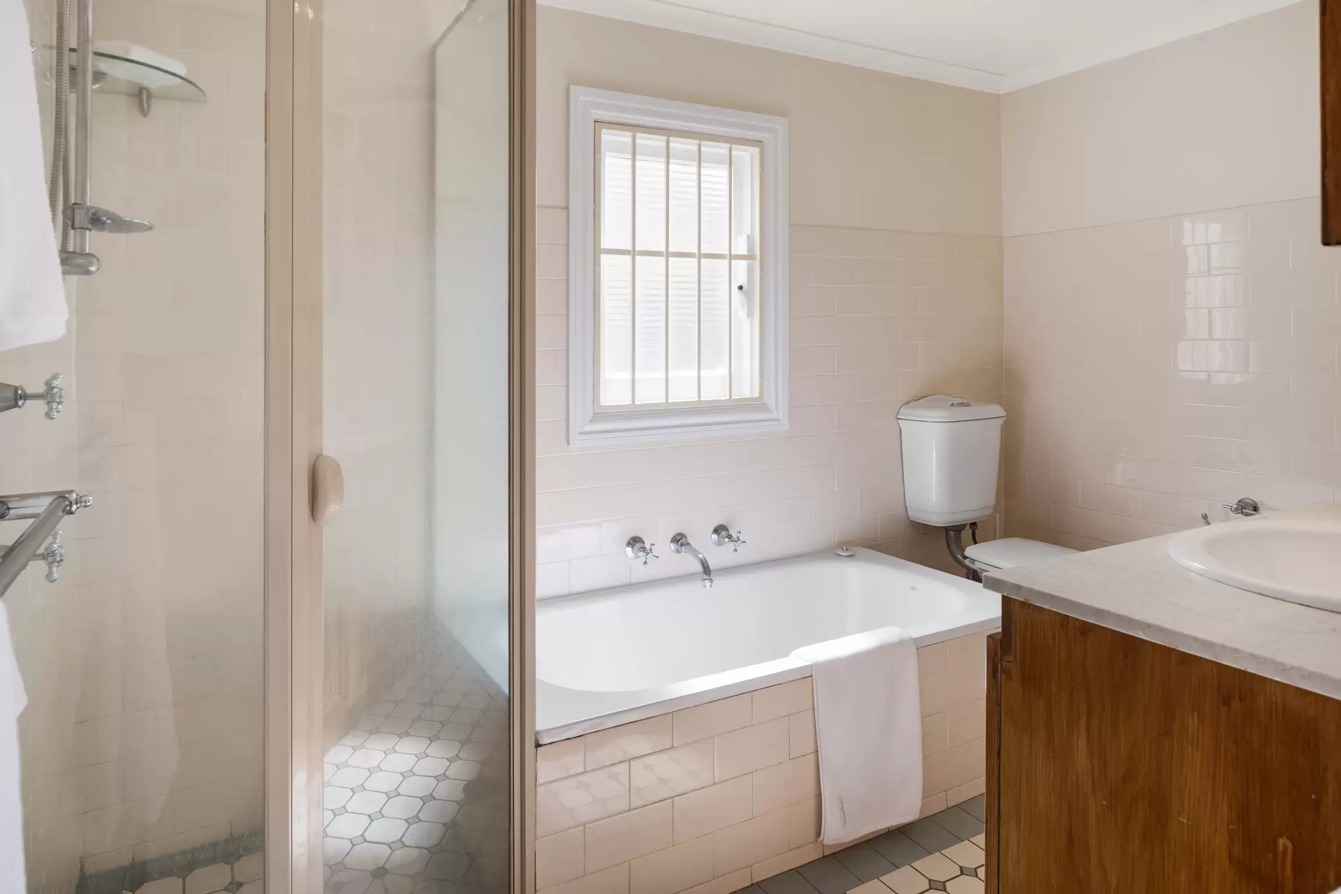 5 Darling Street, Kensington Leased by Ballard Property - image 10
