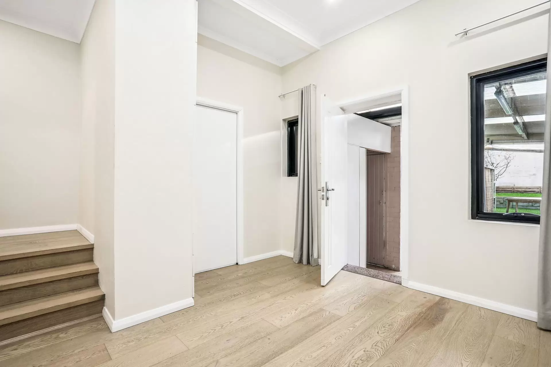 1/16 Old South Head Road, Vaucluse Leased by Ballard Property - image 5