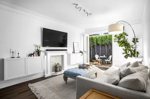 2/38 Salisbury Road, Rose Bay Leased by Ballard Property