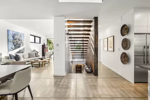 5 Marian Street, South Coogee Leased by Ballard Property