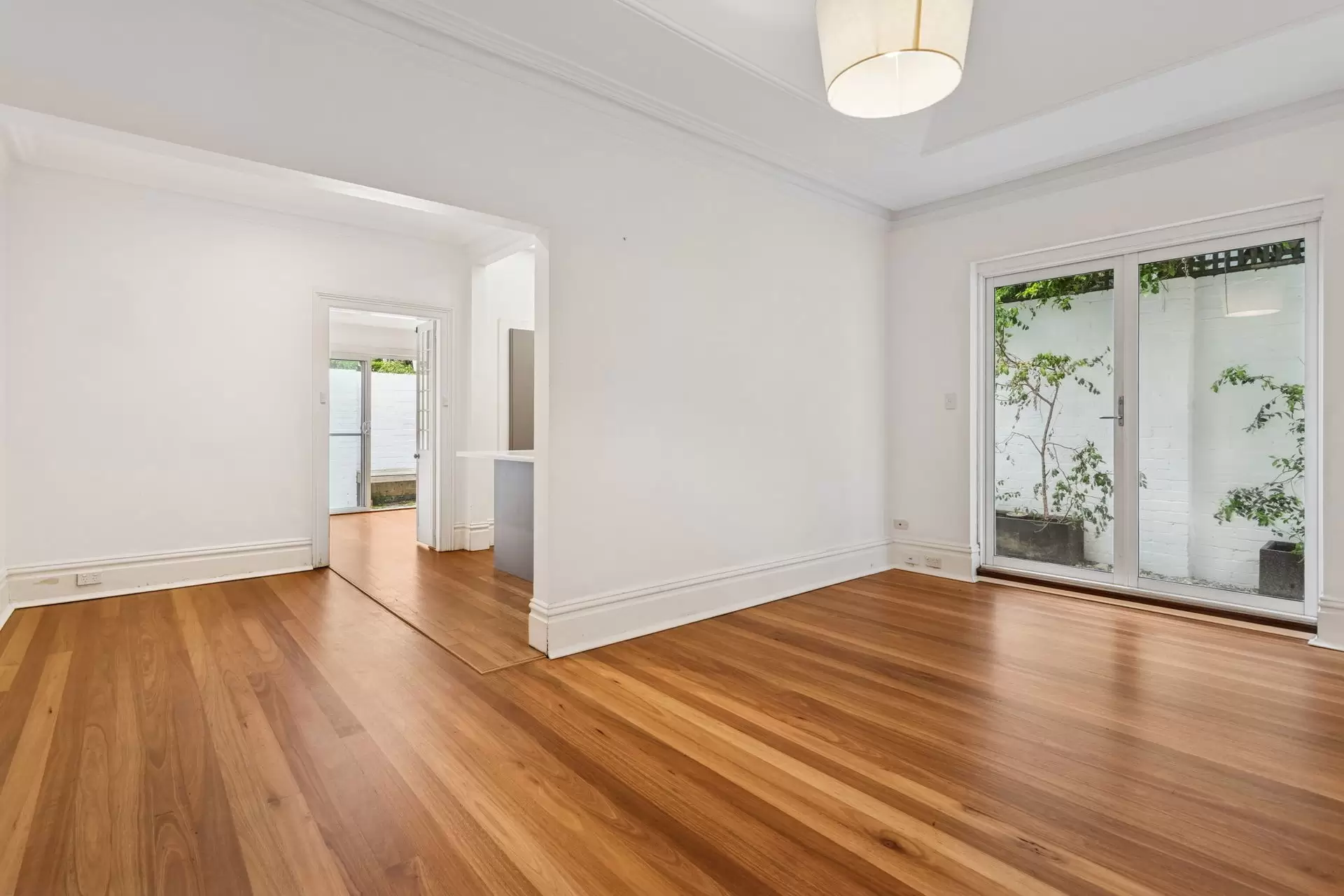 9 Harkness Street, Woollahra Leased by Ballard Property - image 4