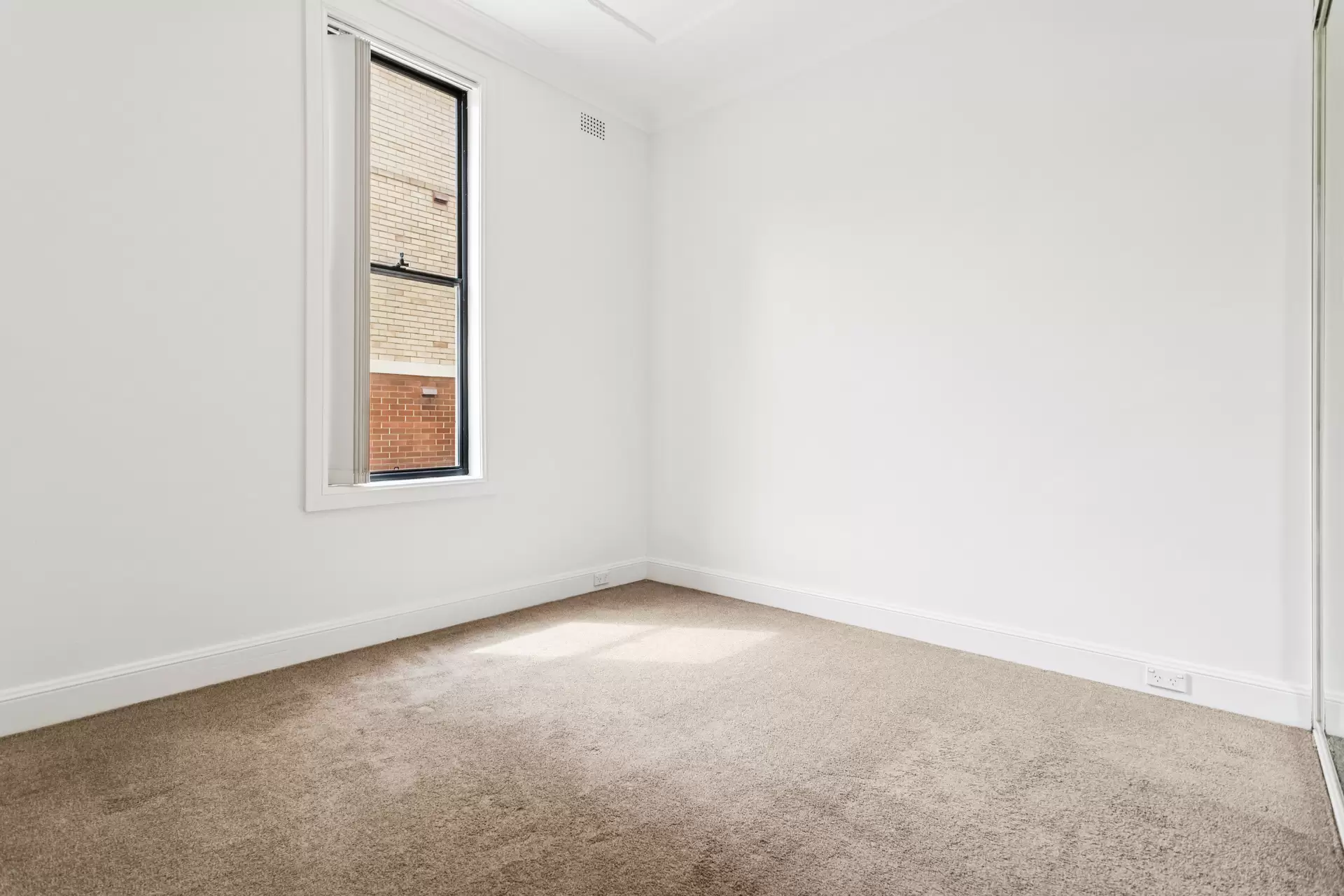 4/162 Bondi Road, Bondi Leased by Ballard Property - image 3