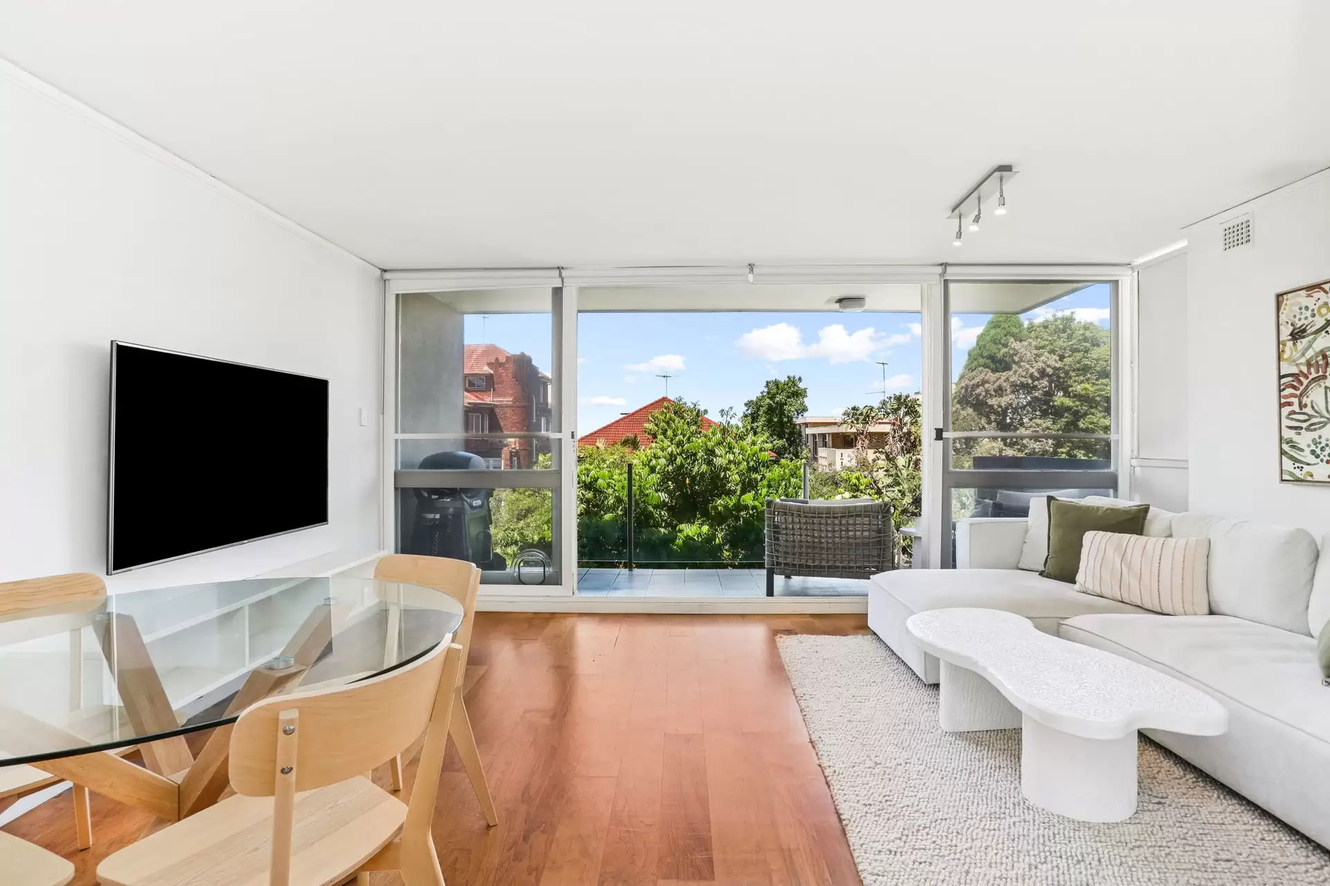 4/7a Penkivil Street, Bondi Leased by Ballard Property - image 1