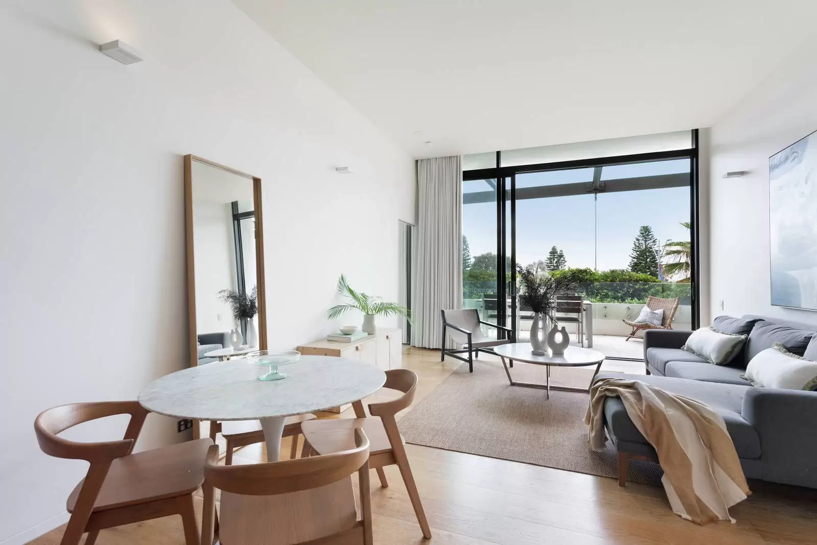 109/180-186 Campbell Parade, Bondi Beach Leased by Ballard Property - image 1