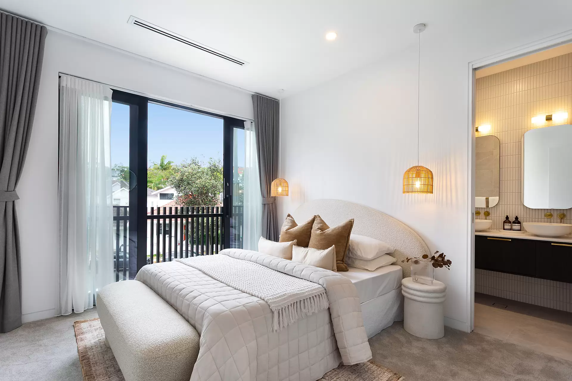 82 O'Brien Street, Bondi Beach Leased by Ballard Property - image 8