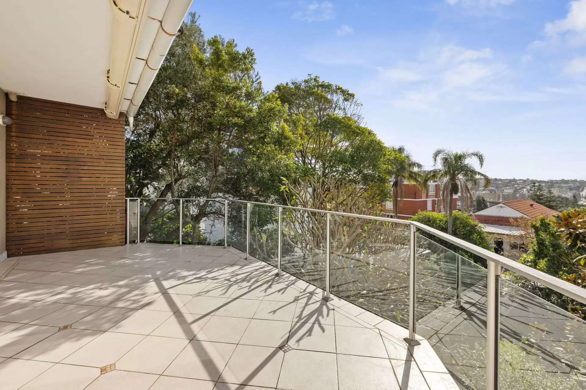 1/243 Oberon Street, Coogee Leased by Ballard Property - image 2