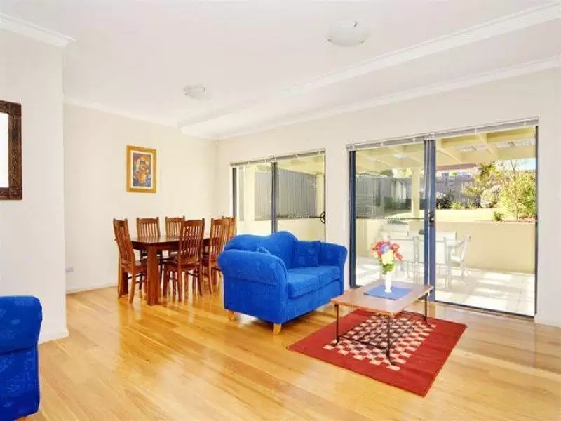 9 Mawson Parade, Chifley Sold by Ballard Property - image 2