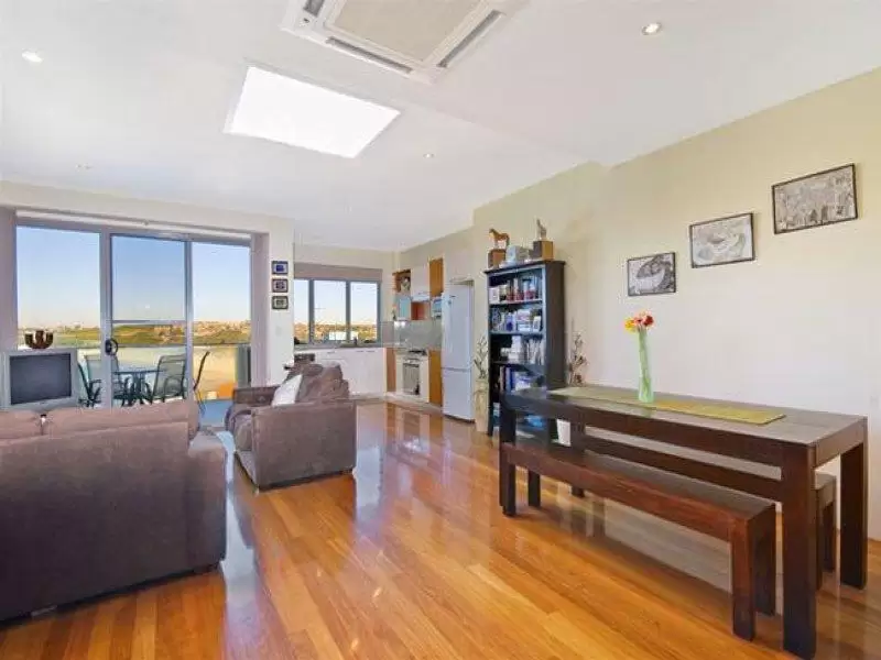 8/34-36 Bond Street, Maroubra Sold by Ballard Property - image 1
