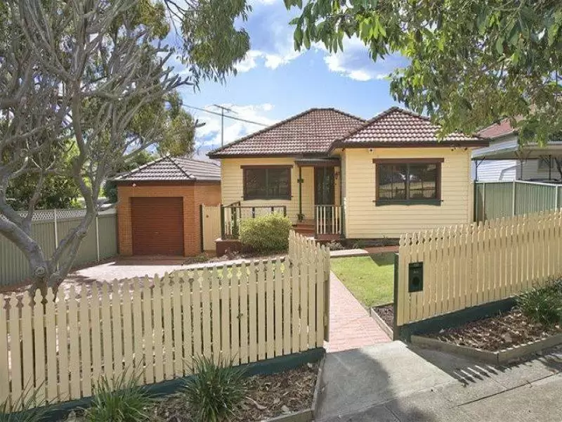 122 Bay Street, Pagewood Sold by Ballard Property - image 3