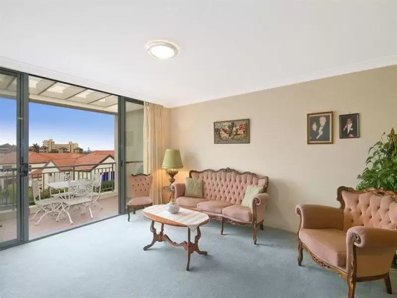 25/1 Wride Street, Maroubra Sold by Ballard Property - image 1