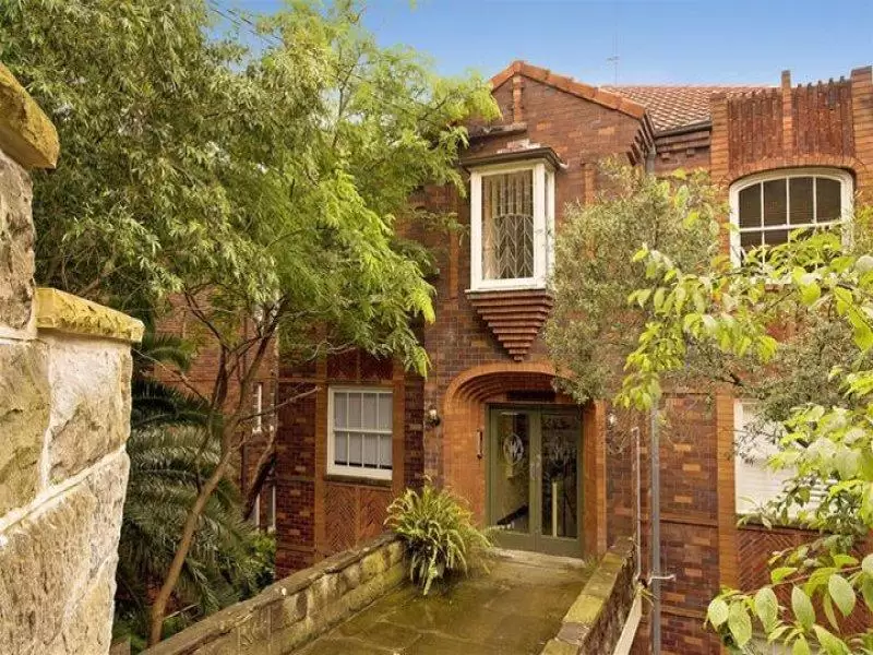 4/82 Drumalbyn Road, Bellevue Hill Sold by Ballard Property - image 2