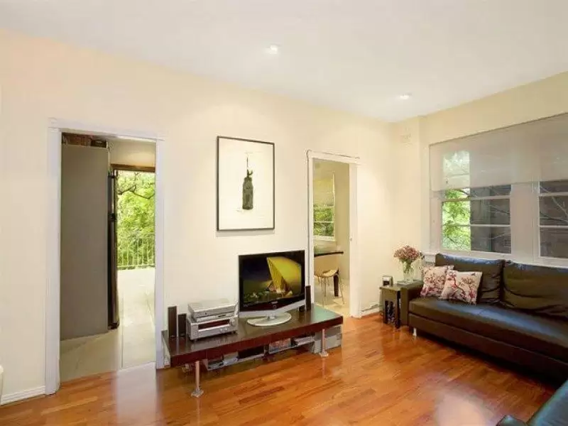 4/82 Drumalbyn Road, Bellevue Hill Sold by Ballard Property - image 3