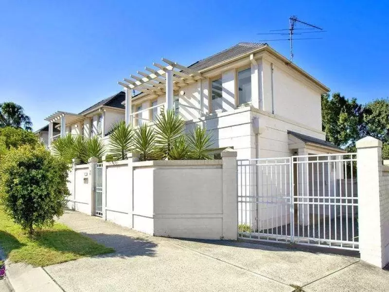 3/24 Canberra Street (entry via Helena St) , Randwick Sold by Ballard Property - image 4