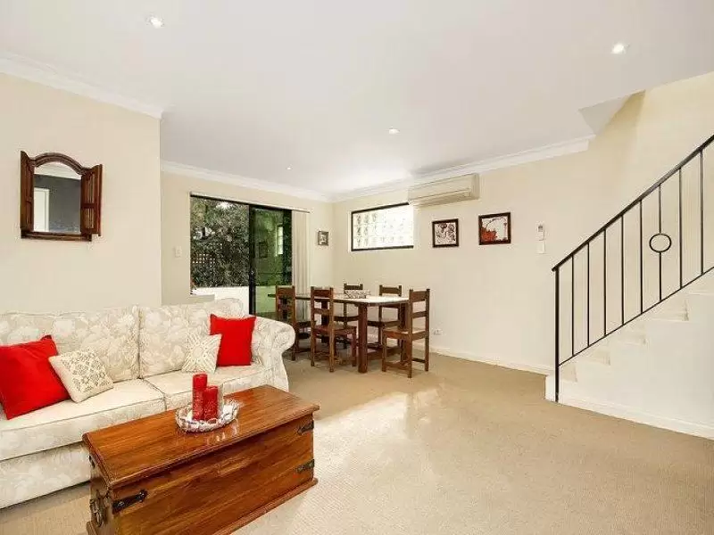 4/85 Arden Street, Coogee Sold by Ballard Property - image 2