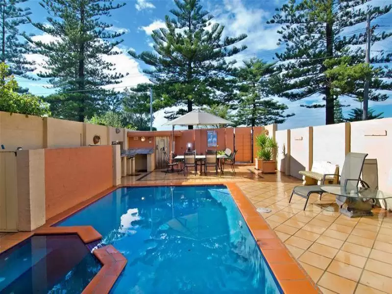 169 The Grand Parade, Monterey Sold by Ballard Property - image 8