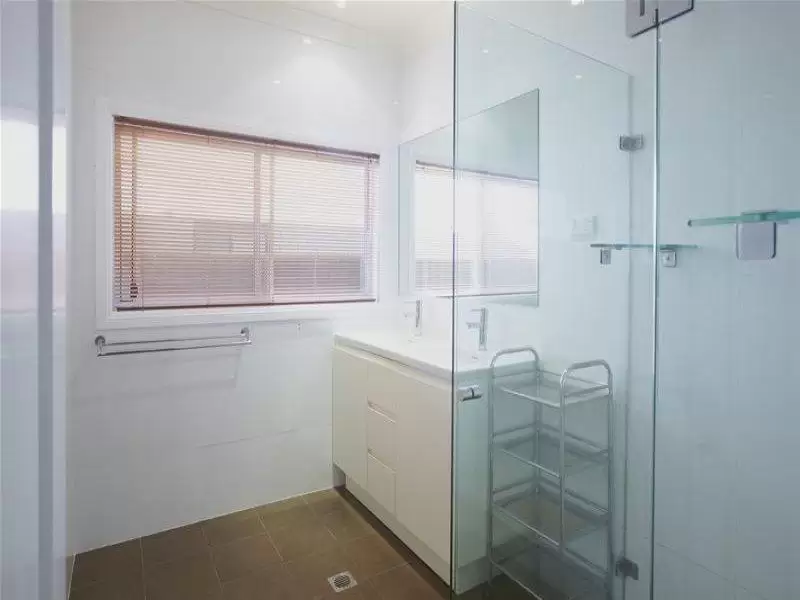 8 Zions Avenue, Malabar Sold by Ballard Property - image 7