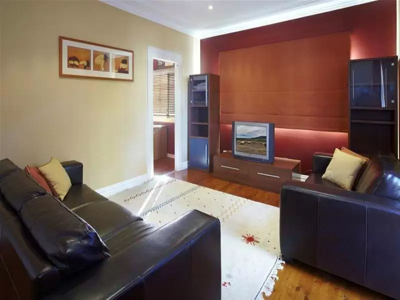 8 Zions Avenue, Malabar Sold by Ballard Property - image 5