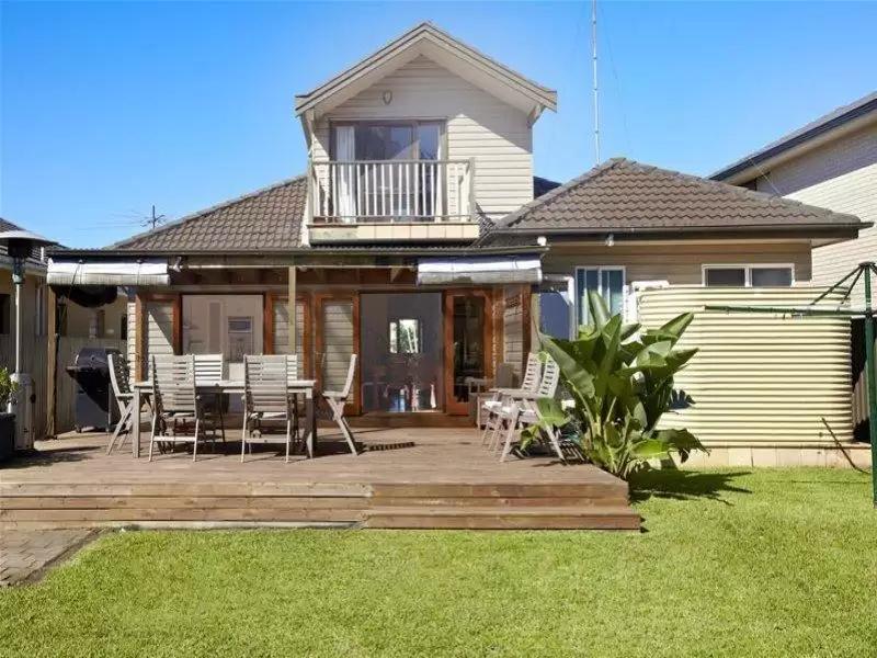 8 Zions Avenue, Malabar Sold by Ballard Property - image 1