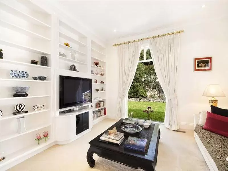 65 Beresford Road, Bellevue Hill Sold by Ballard Property - image 2