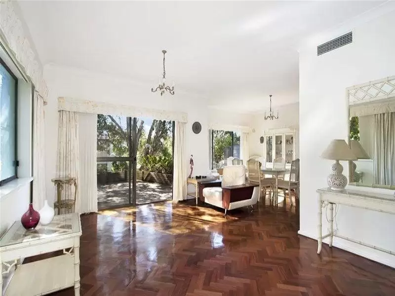 1/266-268 Edgecliff Road, Woollahra Sold by Ballard Property - image 1