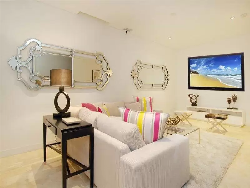 32A Owen Street, North Bondi Sold by Ballard Property - image 3