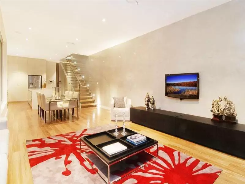 32A Owen Street, North Bondi Sold by Ballard Property - image 2