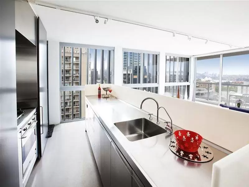 1601/3 Kings Cross Road, Rushcutters Bay Sold by Ballard Property - image 2